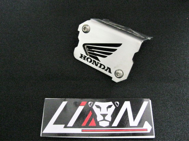 accesorios para honda invicta 150